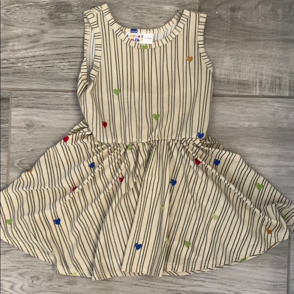 Dot dot smile dress